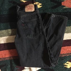 vintage Levi’s 550 — Black